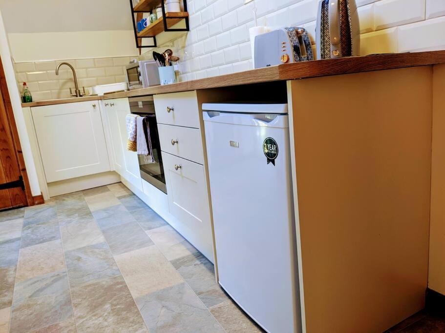 The Old Granary Farm Cottage Abergavenny Extérieur photo